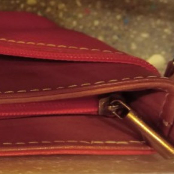 Tiny Bucket Leather Purse by I Medici - Picture 8 of 15